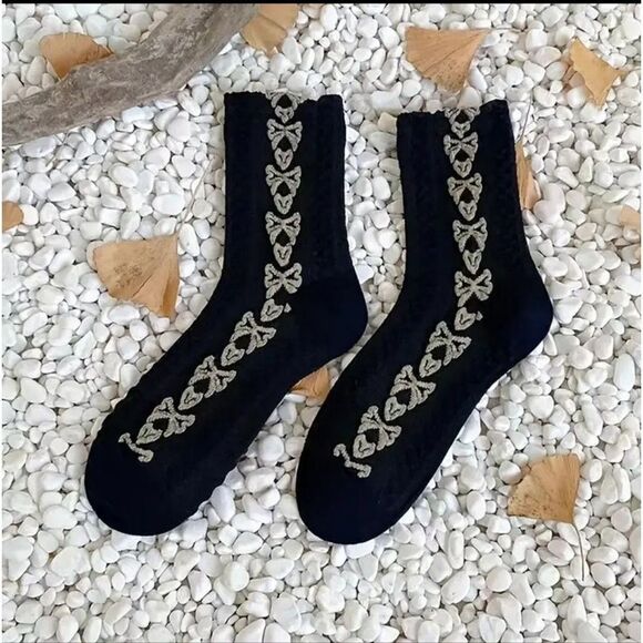 Cottagecore Embroidered floral tube dress Socks black and white bows - Picture 2 of 6